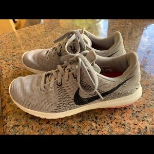 Nike Flex Fury Woman’s Running Shoe